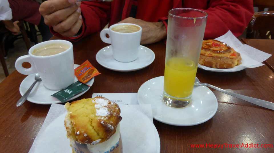 Breakfast for two at 5€